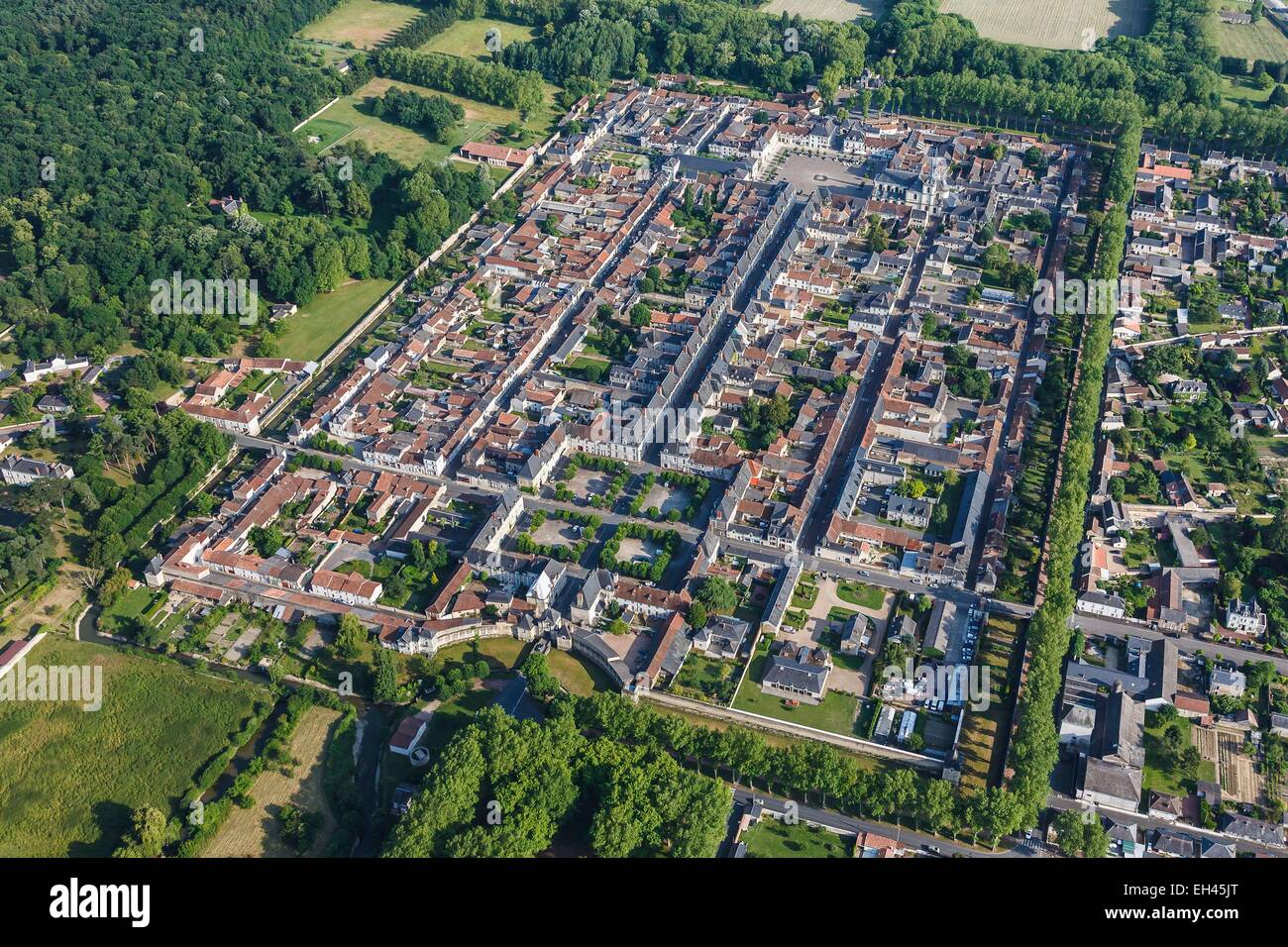 France, Indre et Loire, Richelieu, the town, typical 17th century town  organisation and architecture (aerial view Stock Photo - Alamy