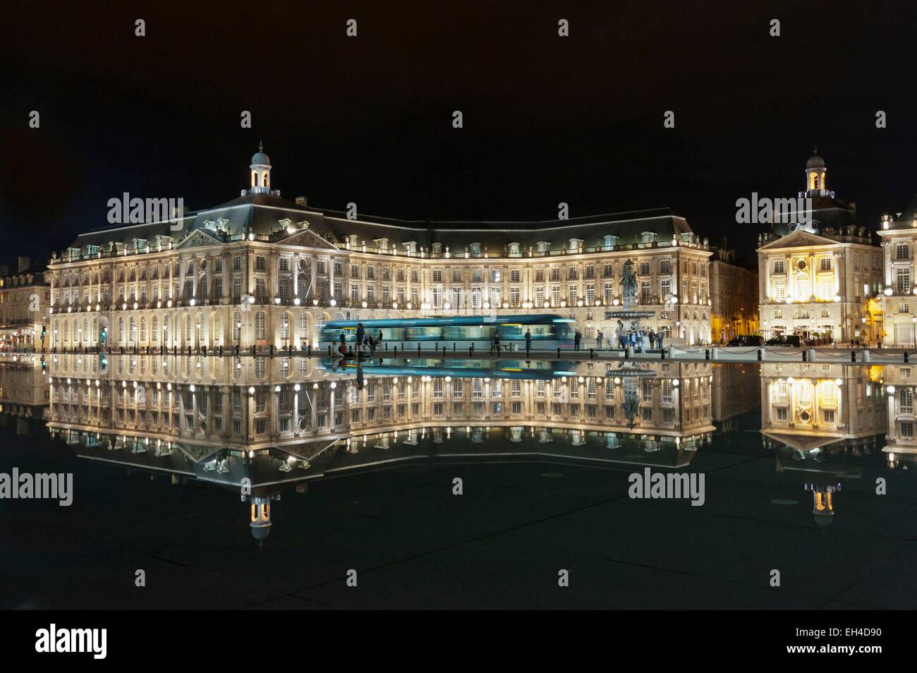 France, Gironde, Bordeaux, area listed as World Heritage Area by UNESCO, Place de la Bourse and Water Mirror work by Michel Courajoud, tramway Stock Photo