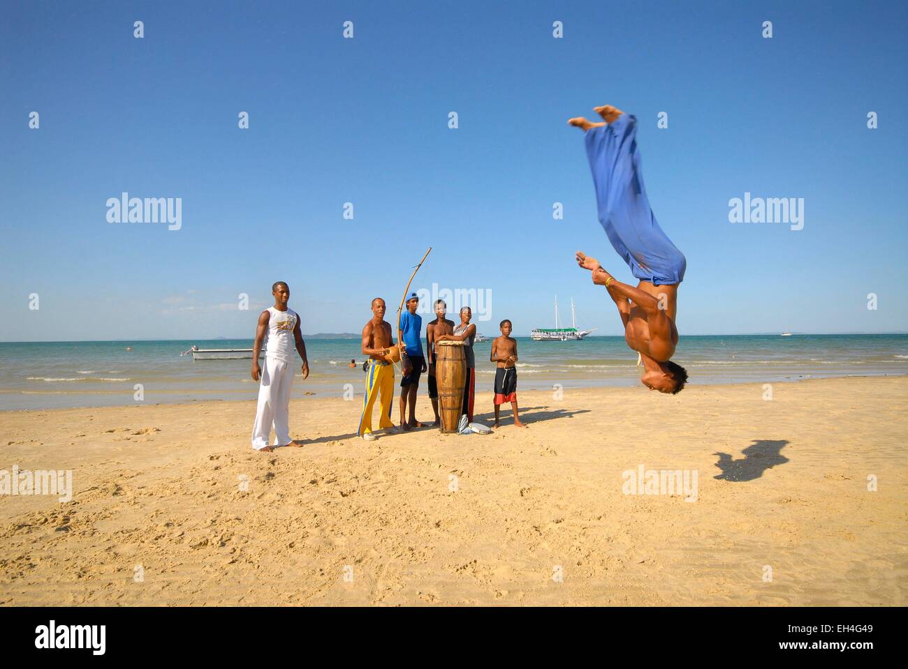 Brazil, Bahia state, Itaparica, Salvador de Bahia Bay, Itaparica island, capoeira on the beach of Itaparica Stock Photo