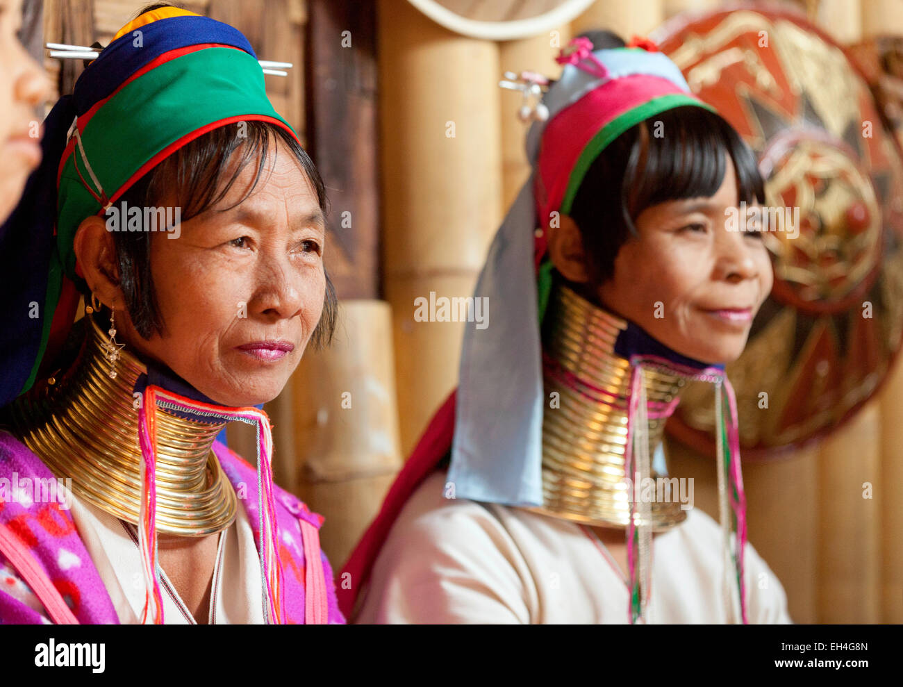 Long necked women of the 'Kayan' tribe, Ywama village, Inle Lake, Shan State Myanmar ( Burma ), Asia Stock Photo