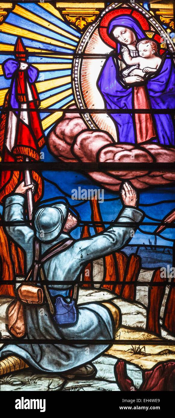 France, Vendee, Aizenay, stained glass window in memory of First World War  soldiers by Gustave Pierre Dragant stained glass artist Stock Photo - Alamy