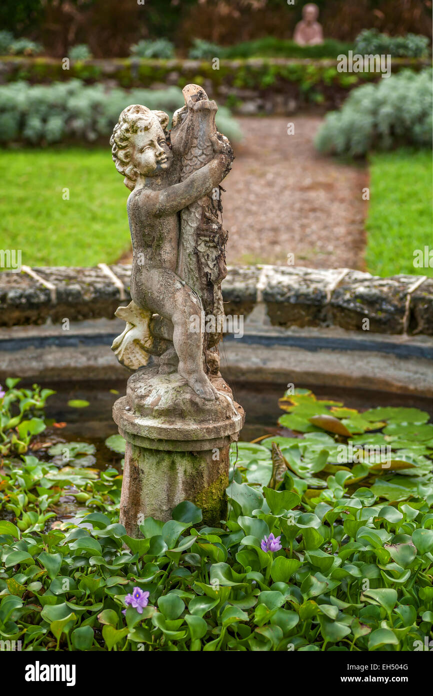 Statue And Fountain In The Bermuda Botanical Gardens Stock Photo