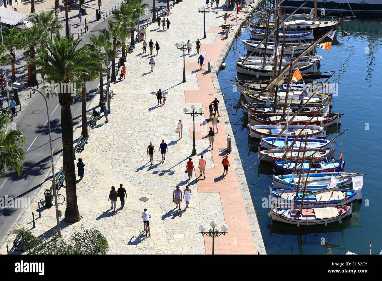France, Var, Sanary sur Mer, Quai Charles de Gaulle, harbor Stock Photo