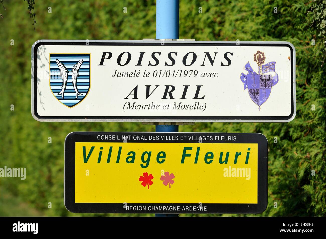 France, Haute Marne, Poissons, entrance to the village, sign indicating the twinning with April Stock Photo