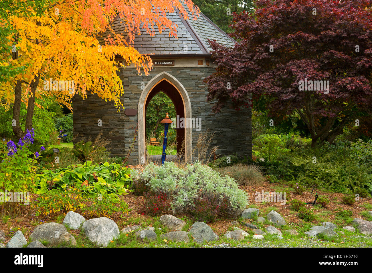 Meerkerk Gardens, Washington, fall, Whidbey Island, Entry gate and kiosk Stock Photo