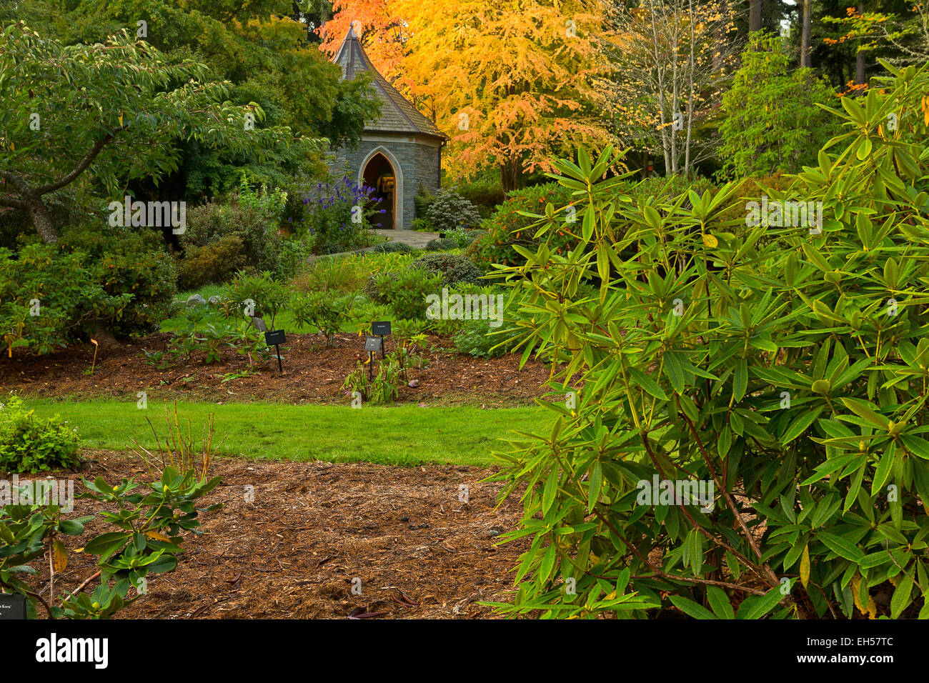 Meerkerk Gardens, Washington, fall, Whidbey Island, Entry gate and kiosk Stock Photo
