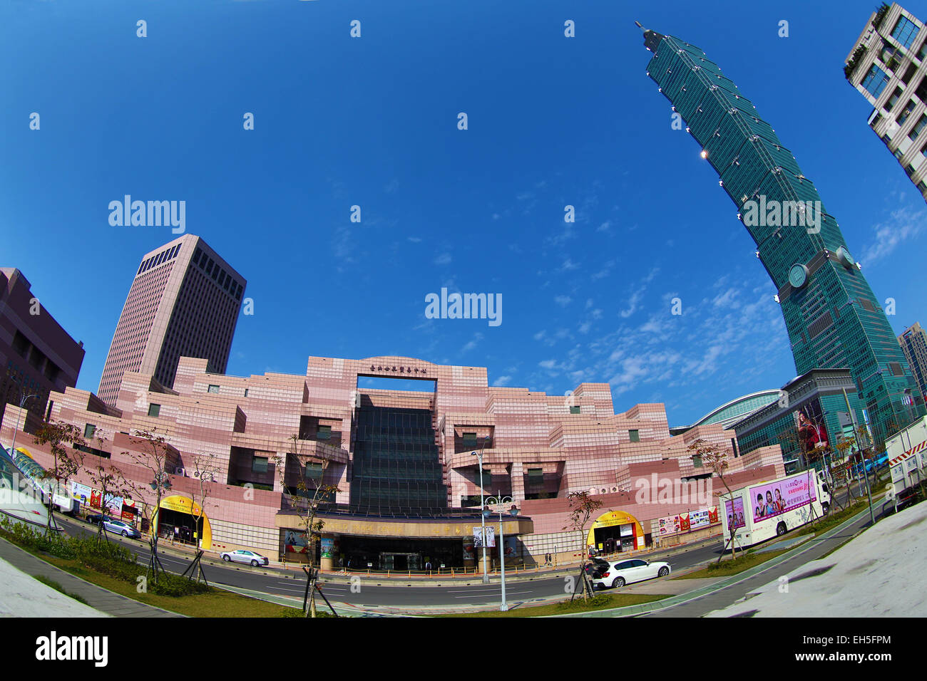 The Taipei 101 skyscraper tower and the Taipei International Convention Centre, Taipei, Taiwan Stock Photo