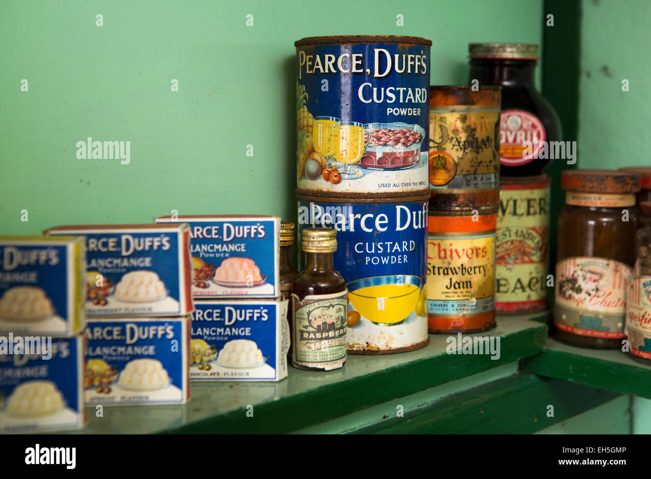Antarctica, Port Lockroy British base museum, kitchen shelf containing 1950s tinned food Stock Photo