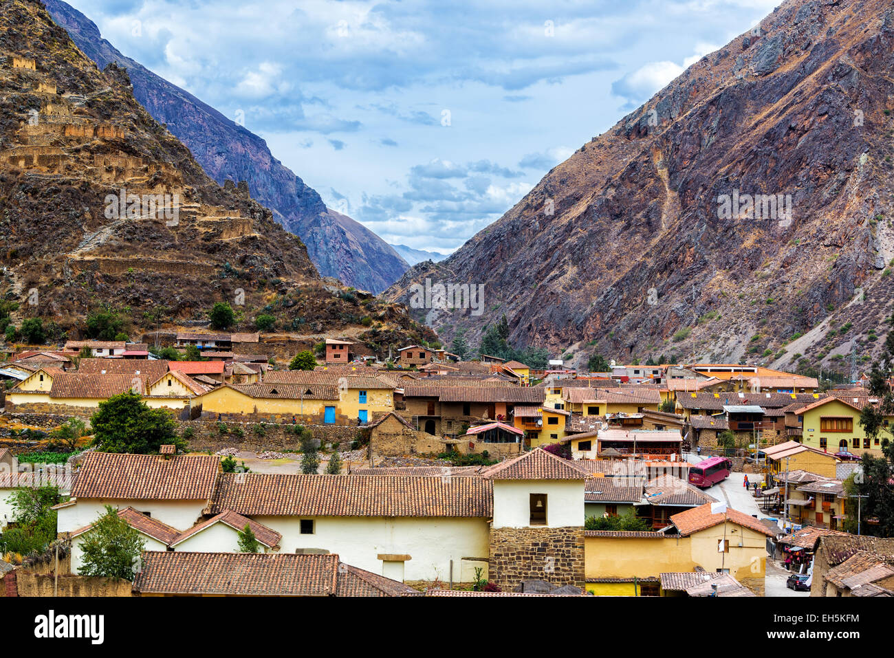 Small town of Ollantaytambo, Peru in the Sacred Valley near Machu Picchu Stock Photo