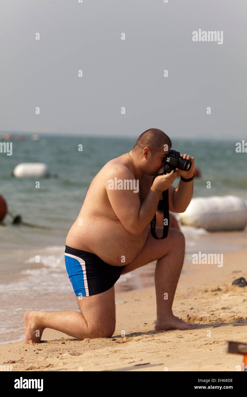Big Man Beach Photographer Stock Photo Alamy Big Man Beach Photographer Stock Photo Alamy