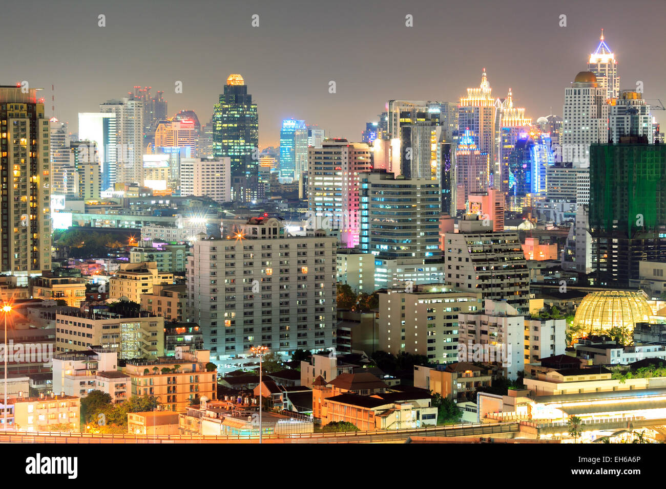 aerial view of Bangkok downtown in business area at Night Stock Photo ...