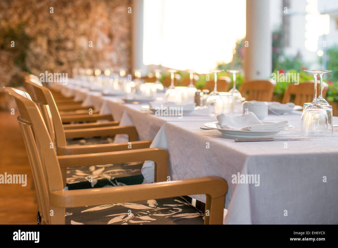 Tableware and furniture hi-res stock photography and images - Alamy