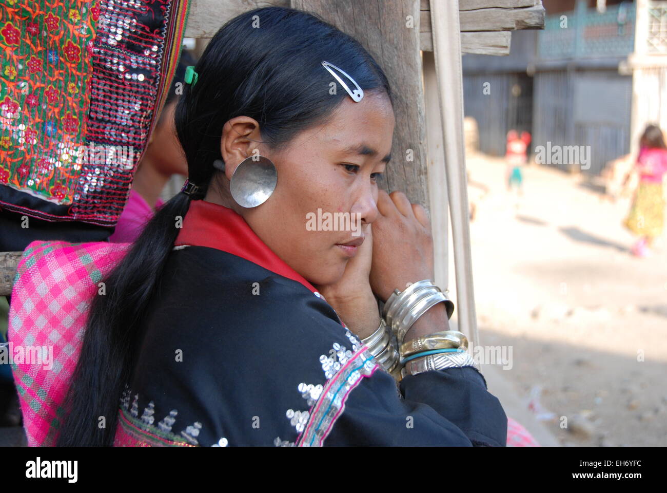 Woman in traditional costume, Palaung Village Stock Photo