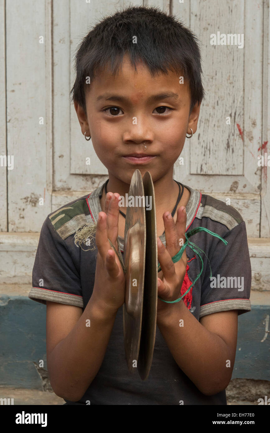 Girl with Cymbals, Changu Narayan temple Stock Photo Alamy