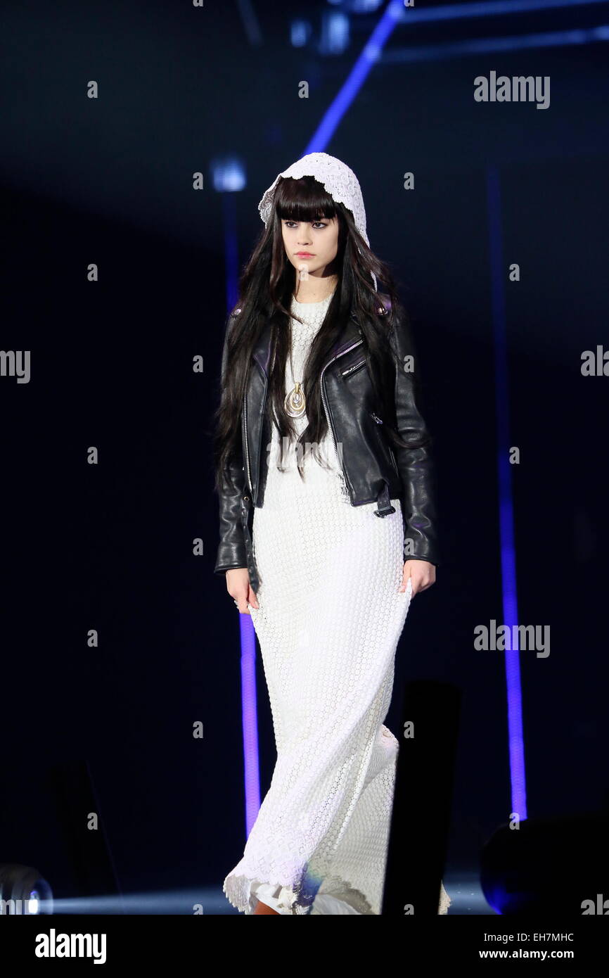 Emma Feb 28 15 15 S S February 28 15 Fashion Runway Show Of Tokyo Girls Collection By Girlswalker Com 15 Spring Summer At Yoyogi Gymnasium In Shibuya Japan Stock Photo Alamy