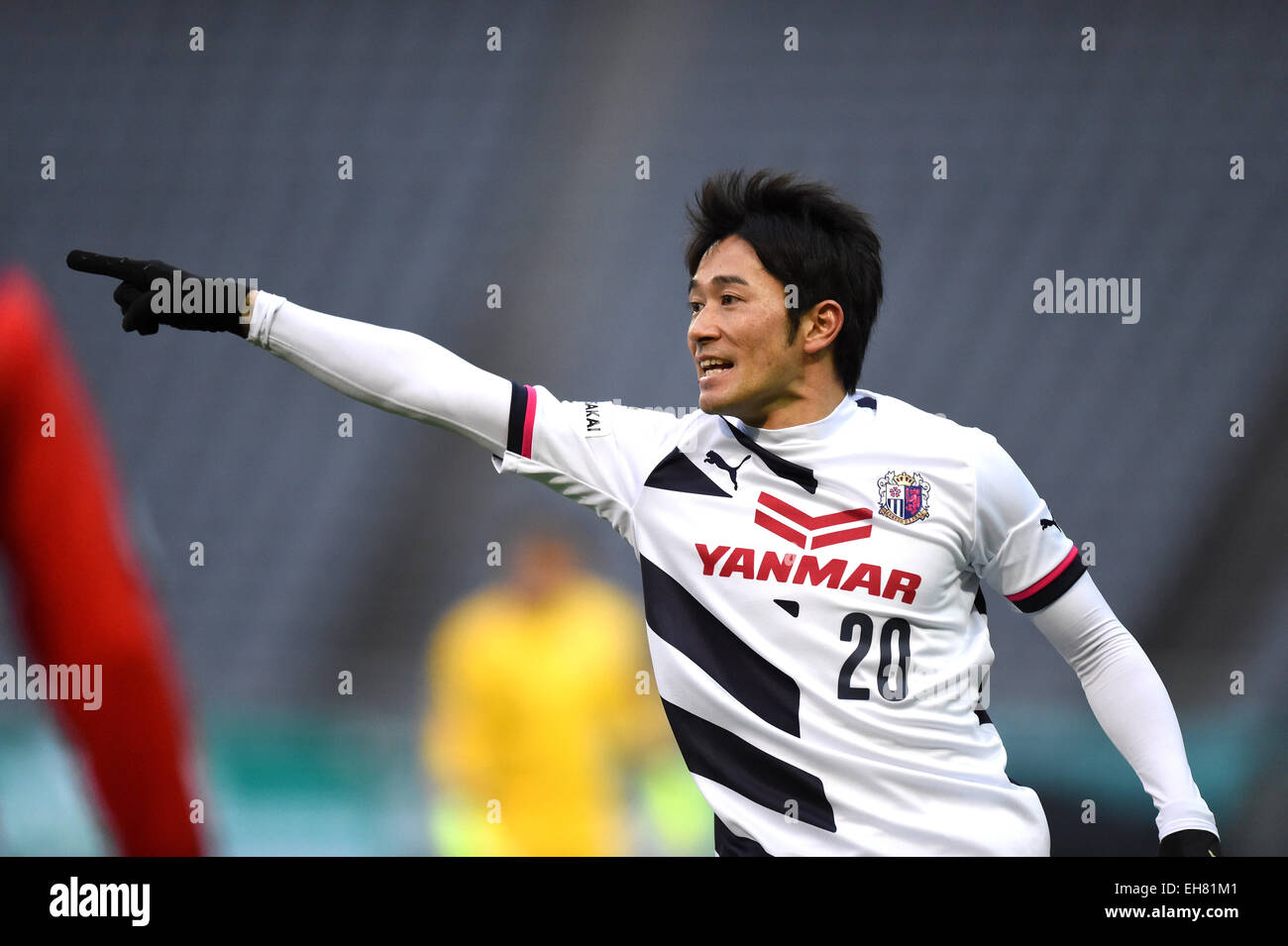 Tokyo, Japan. 8th Mar, 2015. Keiji Tamada (Cerezo) Football/Soccer : 2015 J2 League match between Tokyo Verdy 1-1 Cerezo Osaka at Ajinomoto Stadium in Tokyo, Japan . © Hitoshi Mochizuki/AFLO/Alamy Live News Stock Photo