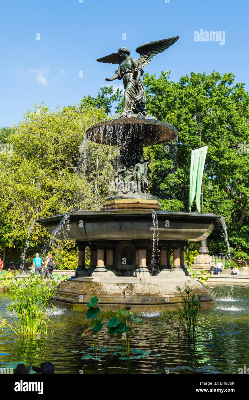 Central Park in New York City. Bethesda Terrace and Bethesda Fountain.  Editorial Image - Image of center, empty: 178120710