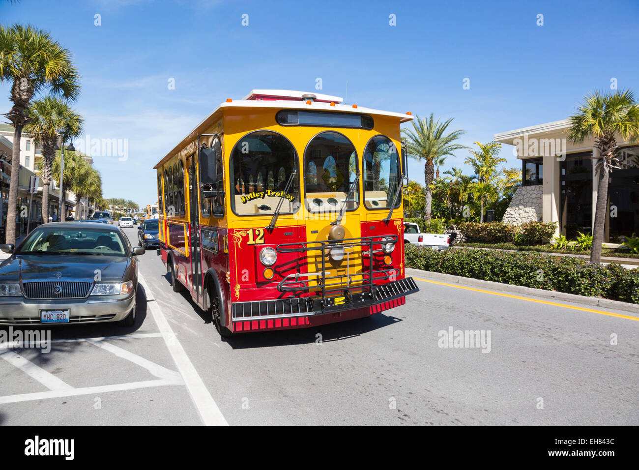 Trolley bus travelling along Mandalay Avenue, Clearwater, Florida, USA