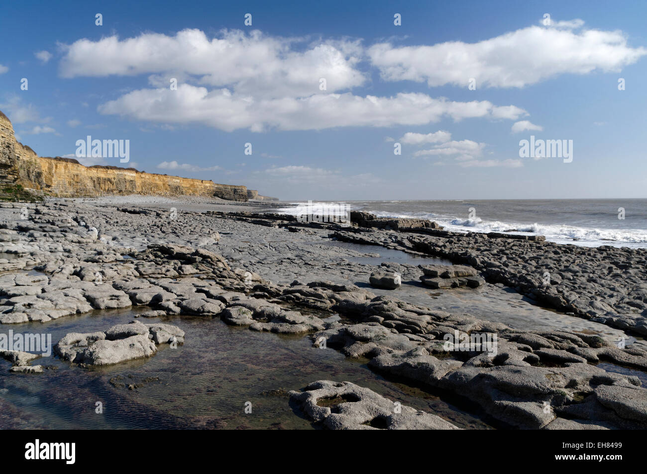 saint-donats-beach-llantwit-major-glamorgan-heritage-coast-vale-of