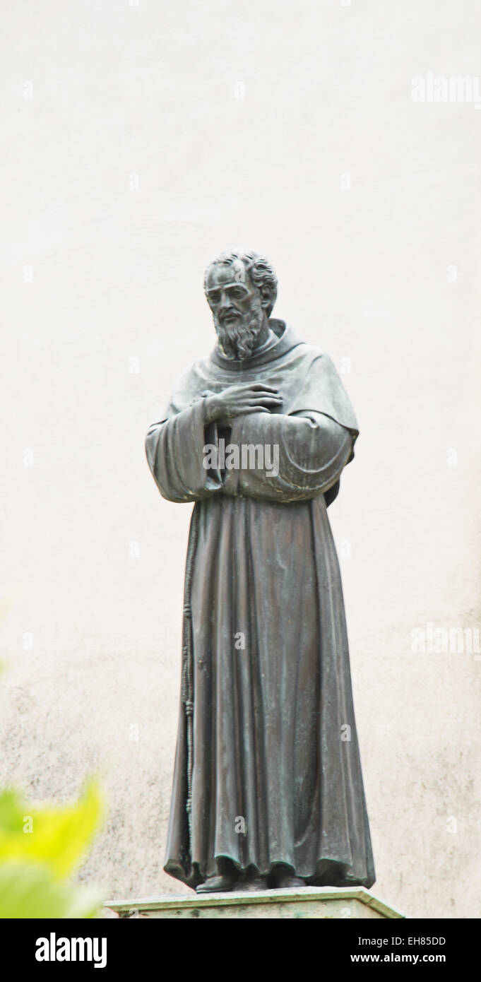 Ravello, Paolino Vassallo Memoirial Statue, Italy, Mediterranean, Europe; Amalfi Coast, Stock Photo