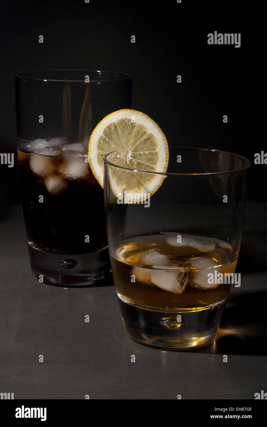 Bourbon whisky on rocks hi-res stock photography and images - Alamy