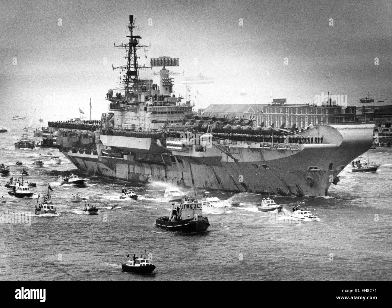 1933 photo postcard H.M. Aircraft Carrier ‘Hermes’ UK 1933 photo postcard H.M. Aircraft Carrier ‘Hermes’ UK