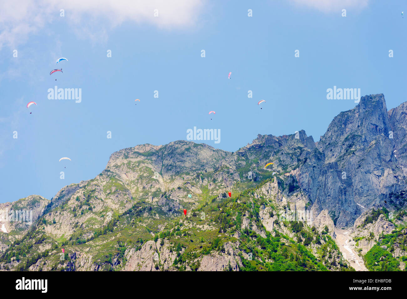 Europe, France, Haute Savoie, Rhone Alps, Chamonix Valley, paragliders at Brevant Stock Photo