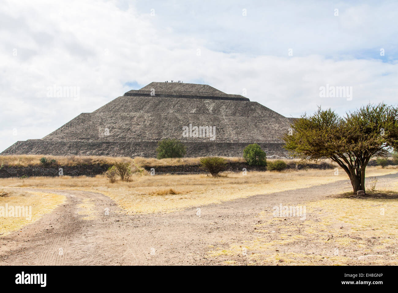 Pyramids of the Sun and the Moon at Teotihuacán, Mexico Stock Photo
