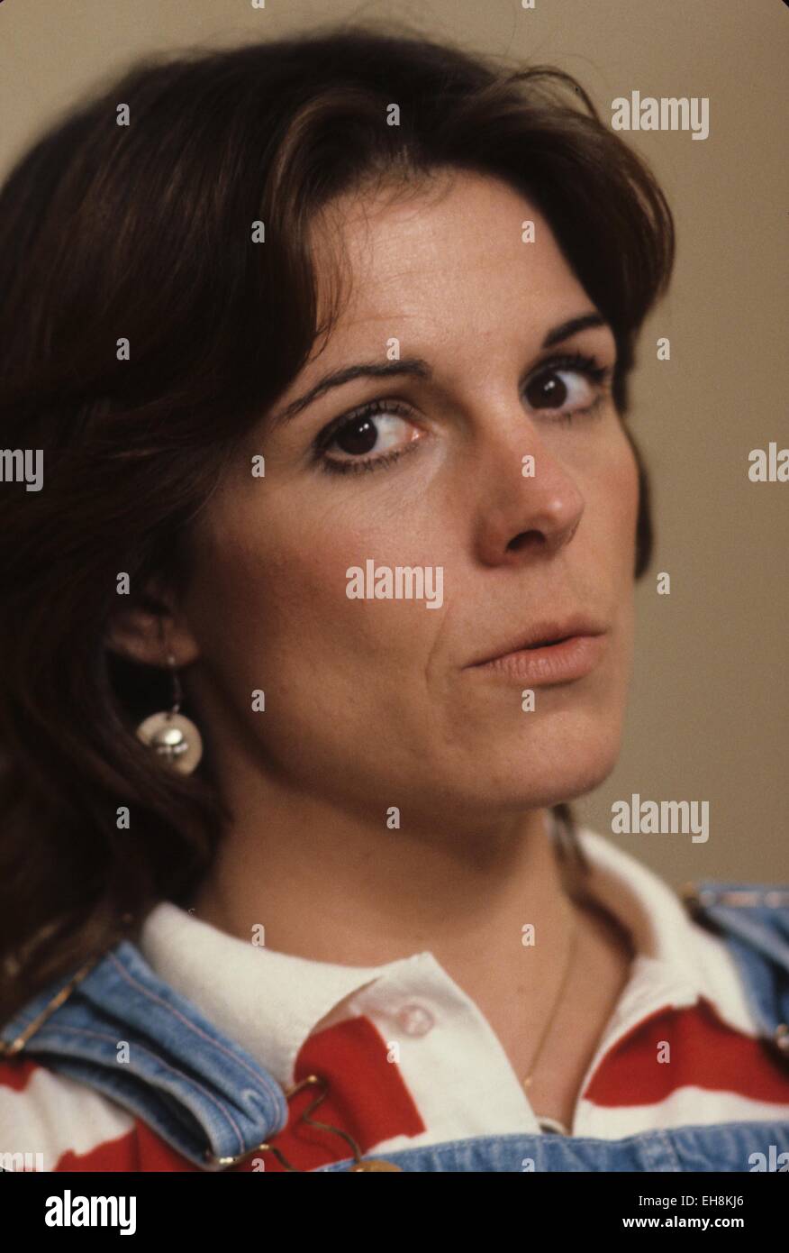 Susan saint james hi-res stock photography and images - Alamy