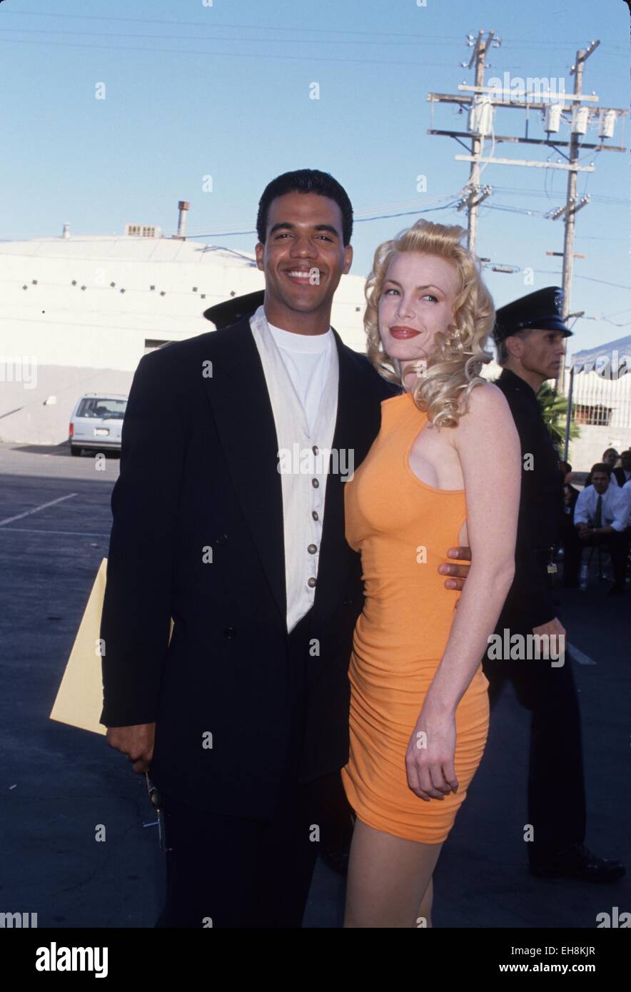 St John Kristoff Hi Res Stock Photography And Images Alamy Kristoff St John With Lorelei Leslie 1994 Lisa Roseglobe Photoszuma EH8KJR 