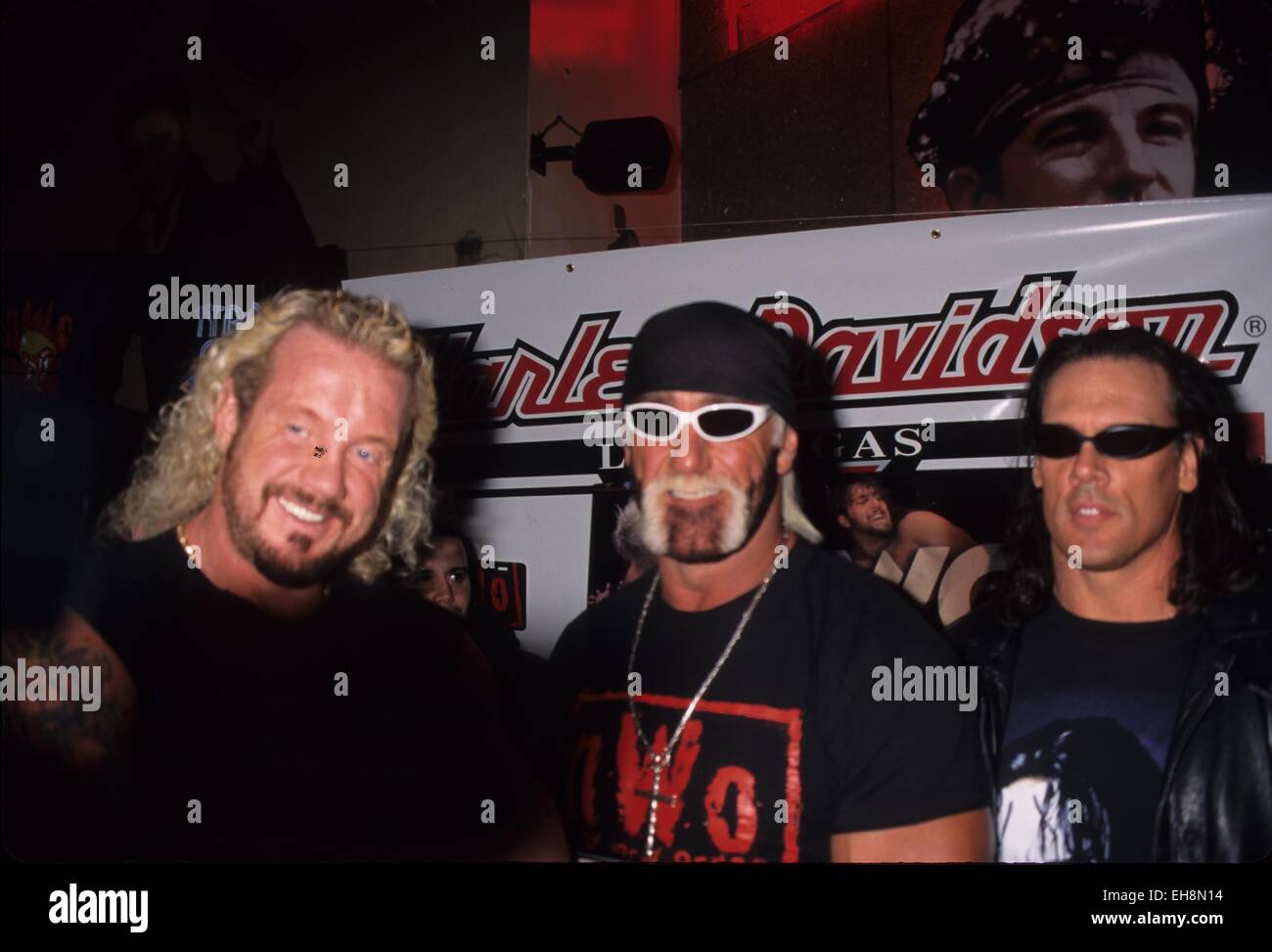 STING.Steve Borden with Diamond Dallas Page and Hulk Hogan.WCW Wrestlers honored with pastage stamp series at Harley Davidson Cafe in New York 1999.k14715ww. © Walter Weissman/Globe Photos/ZUMA Wire/Alamy Live News Stock Photo