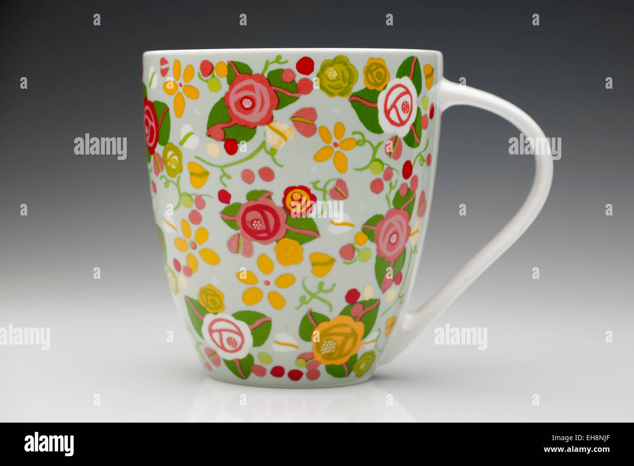 Flowered pattern ceramic bone china Queens Julie Dodsworth mug Stock Photo