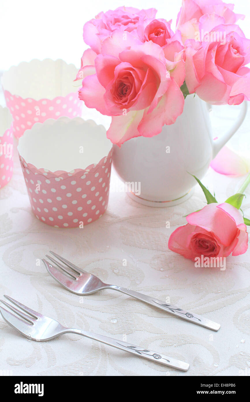 Beautiful romantic pink roses in a white vase still life Stock Photo ...