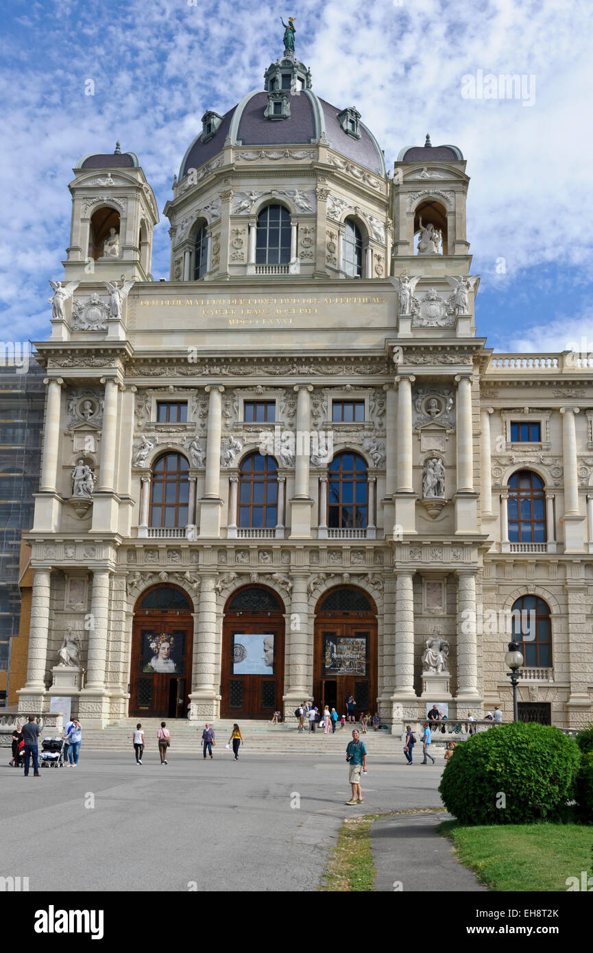 The exterior of the Fine Art Museum in Vienna, Austria. Stock Photo