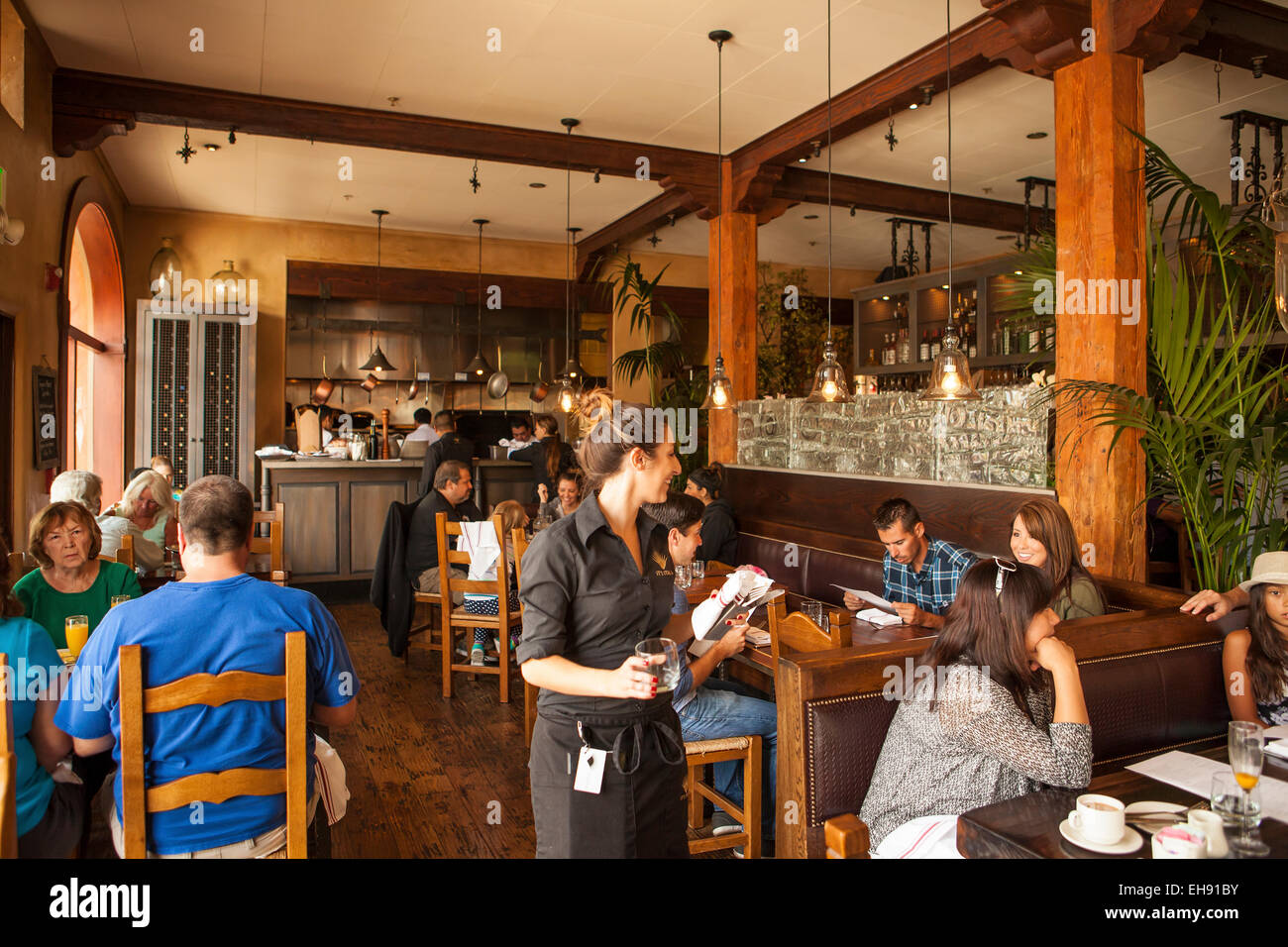 customers dine at It's Italia Restaurant, Half Moon Bay, California Stock Photo