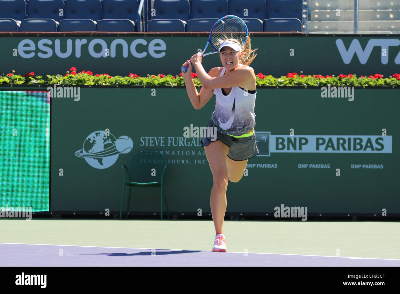 Indian Wells, California 9th March, 2015 Maria Sharapova practice session at the BNP Paribas Tennis Open. Credit: Werner Fotos/Alamy Live News Stock Photo