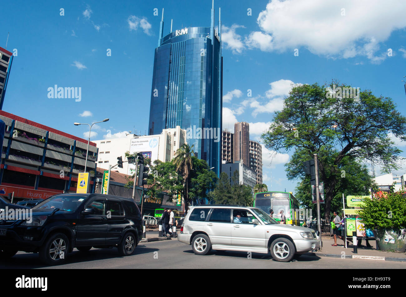 Kenyatta Avenue scene, Nairobi CBD, Kenya Stock Photo Alamy