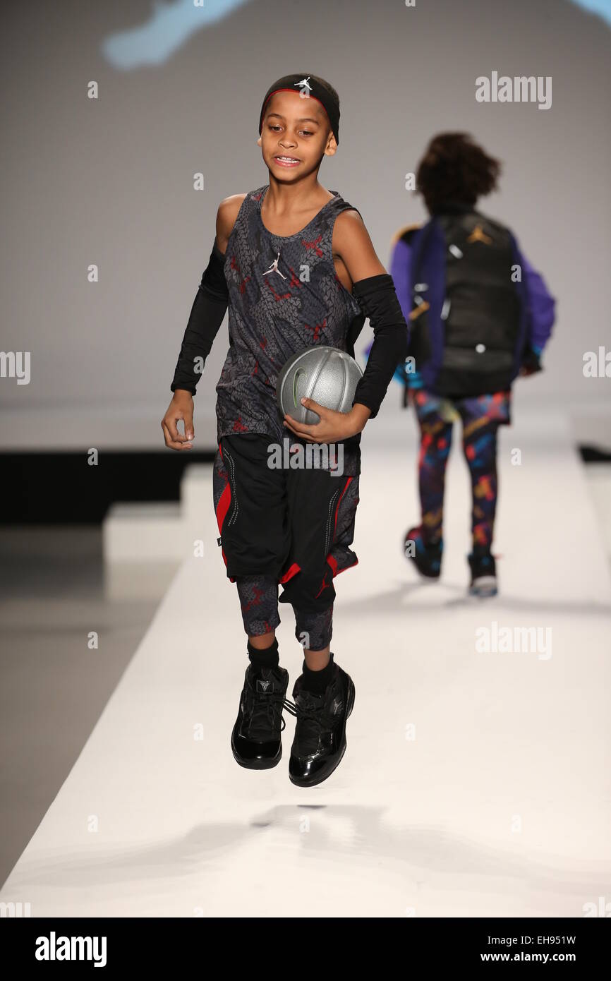 Levis fashion show 2025