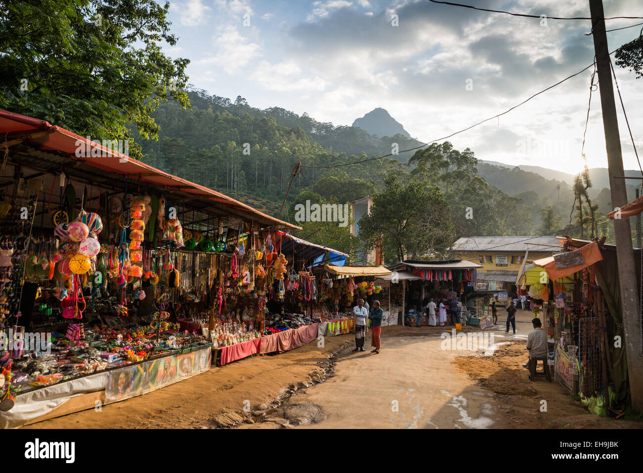 Way pilgrims from Dalhousie to Adam's Peak, background is Adam's Peak,,  Sri Lanka, Asia Stock Photo