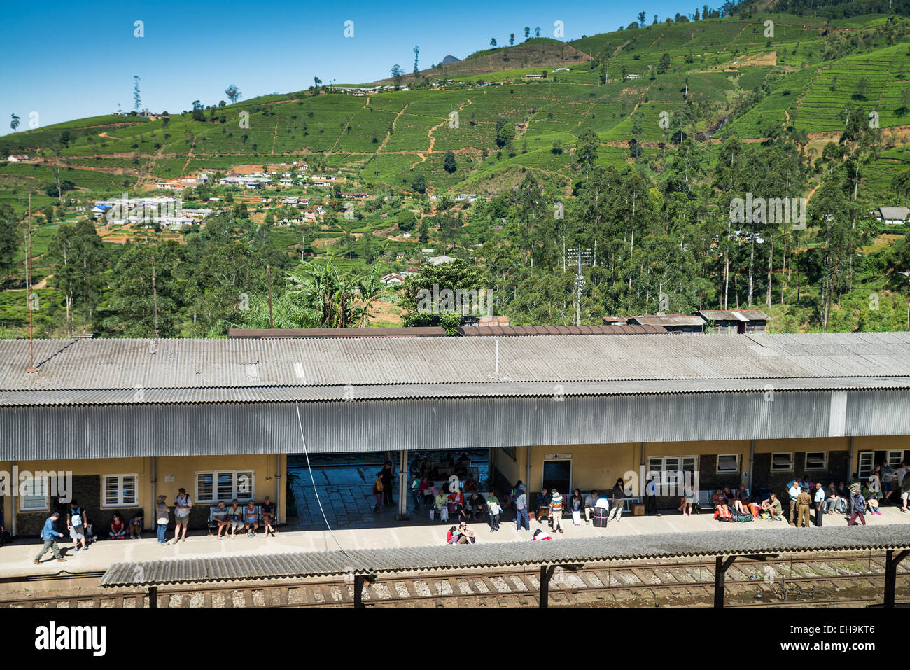 Sri Lanka, Central Province, Nuwaraelyia District, Nanu Oya, Railway station Stock Photo