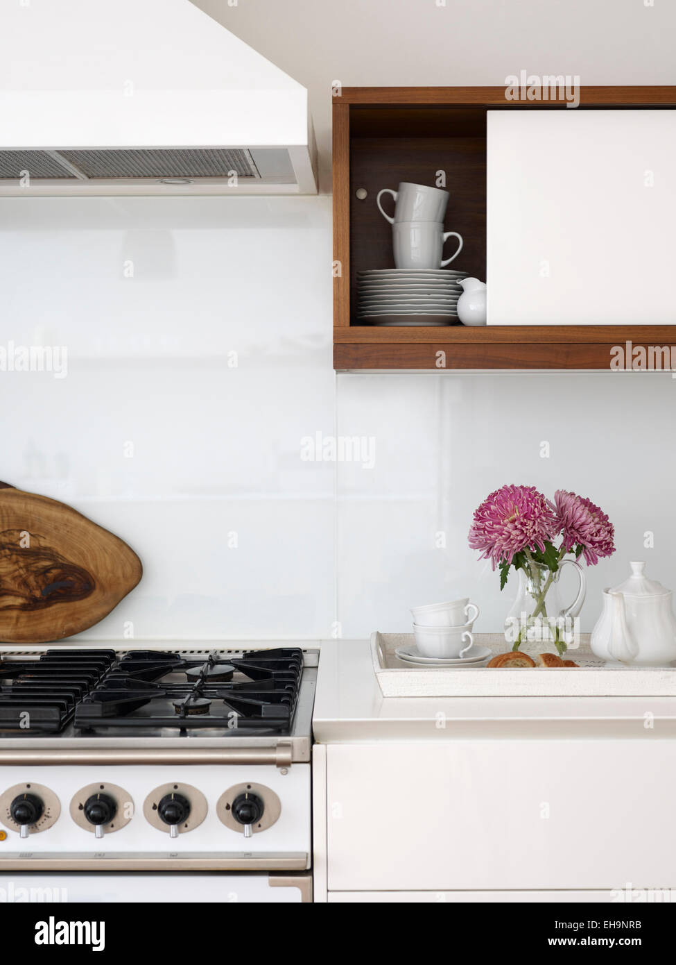 Kitchen cupboard uk hires stock photography and images Alamy