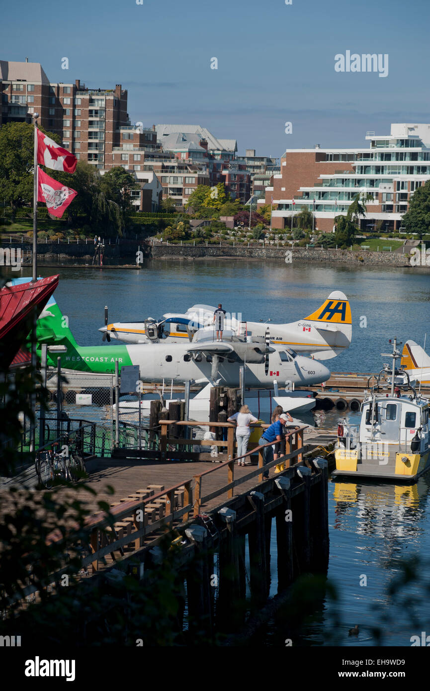 Float-plane passenger aircraft in the inner harbour sea-plane terminal, Victoria, British Columbia, Canada. Stock Photo