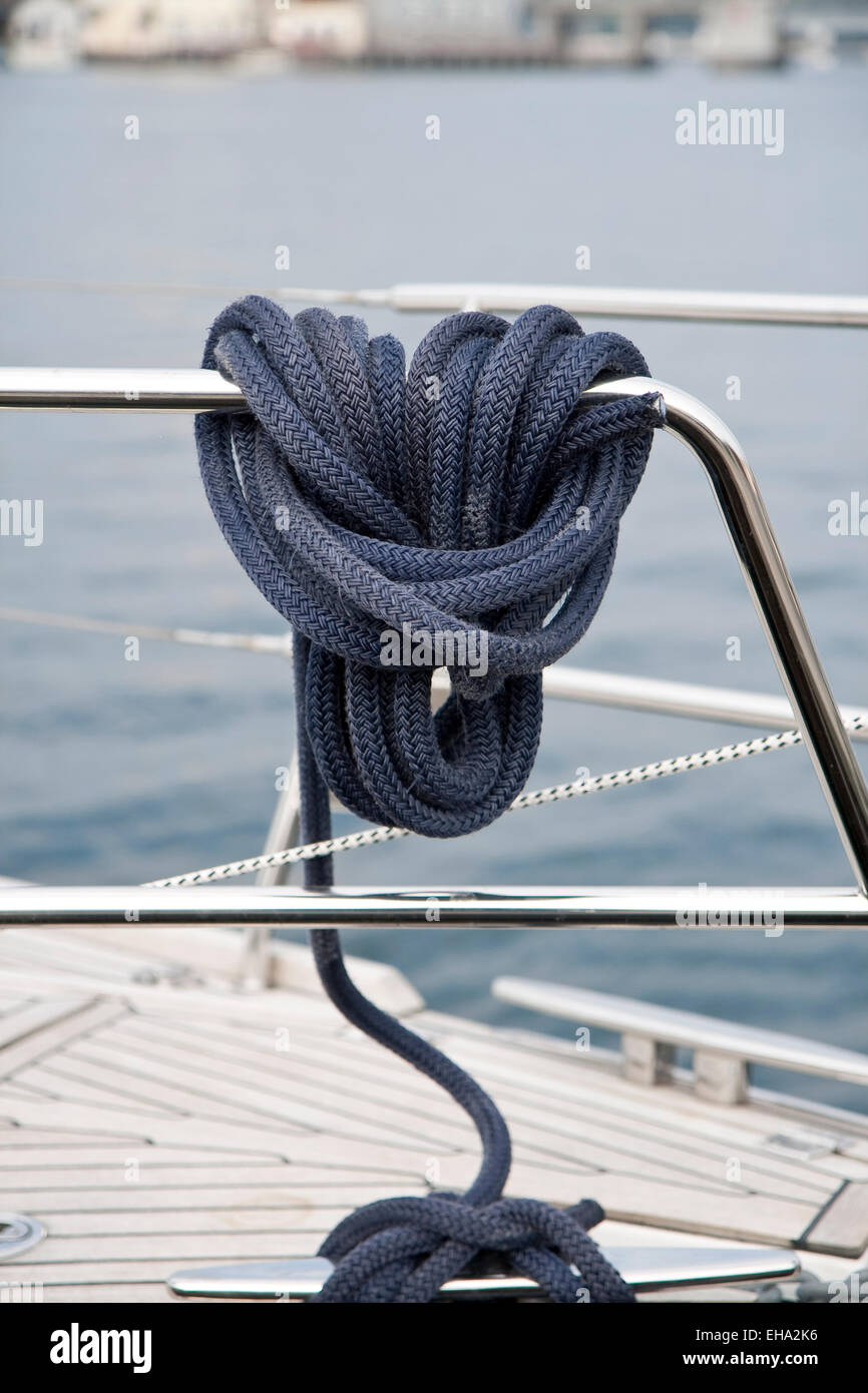 Rope coil hires stock photography and images Alamy