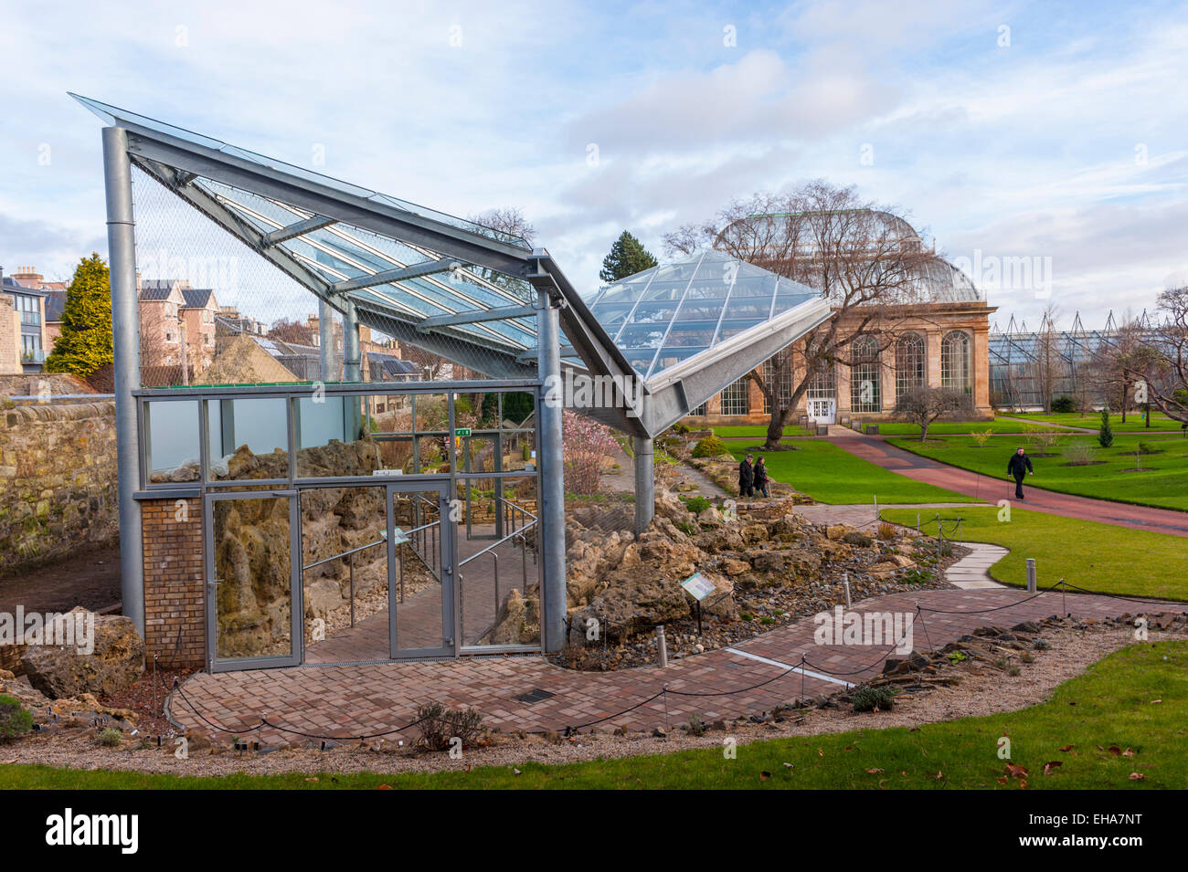 Glass greenhouses in botanical hi-res stock photography and images - Alamy