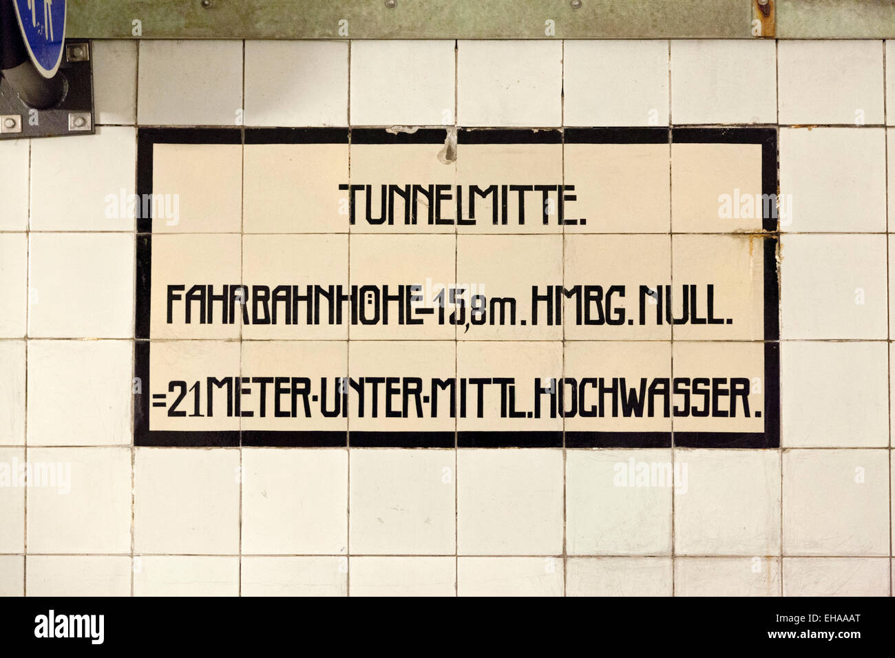 information sign marking the centre of the tunnel, old Elbe Tunnel, Hamburg, Germany Stock Photo