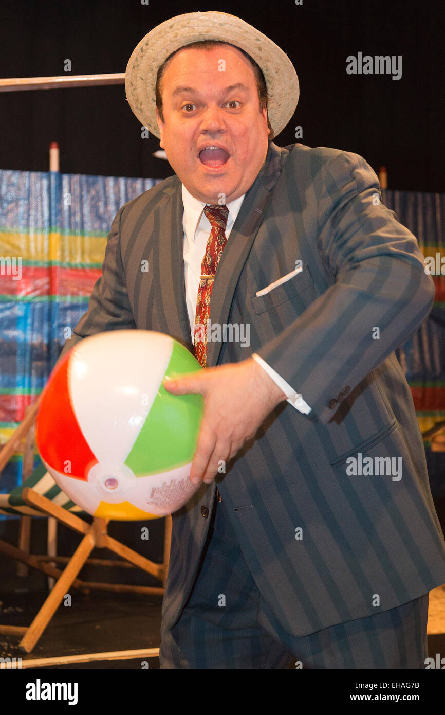 Former EastEnders actor Shaun Williamson. The New Wimbledon Theatre