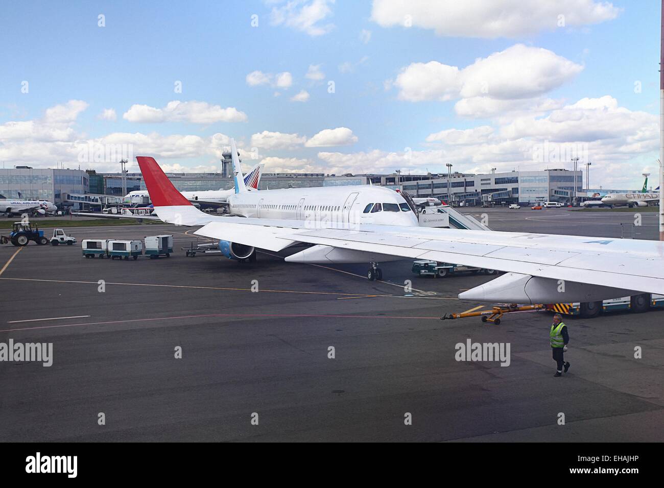 Airplane sky view hi-res stock photography and images - Alamy