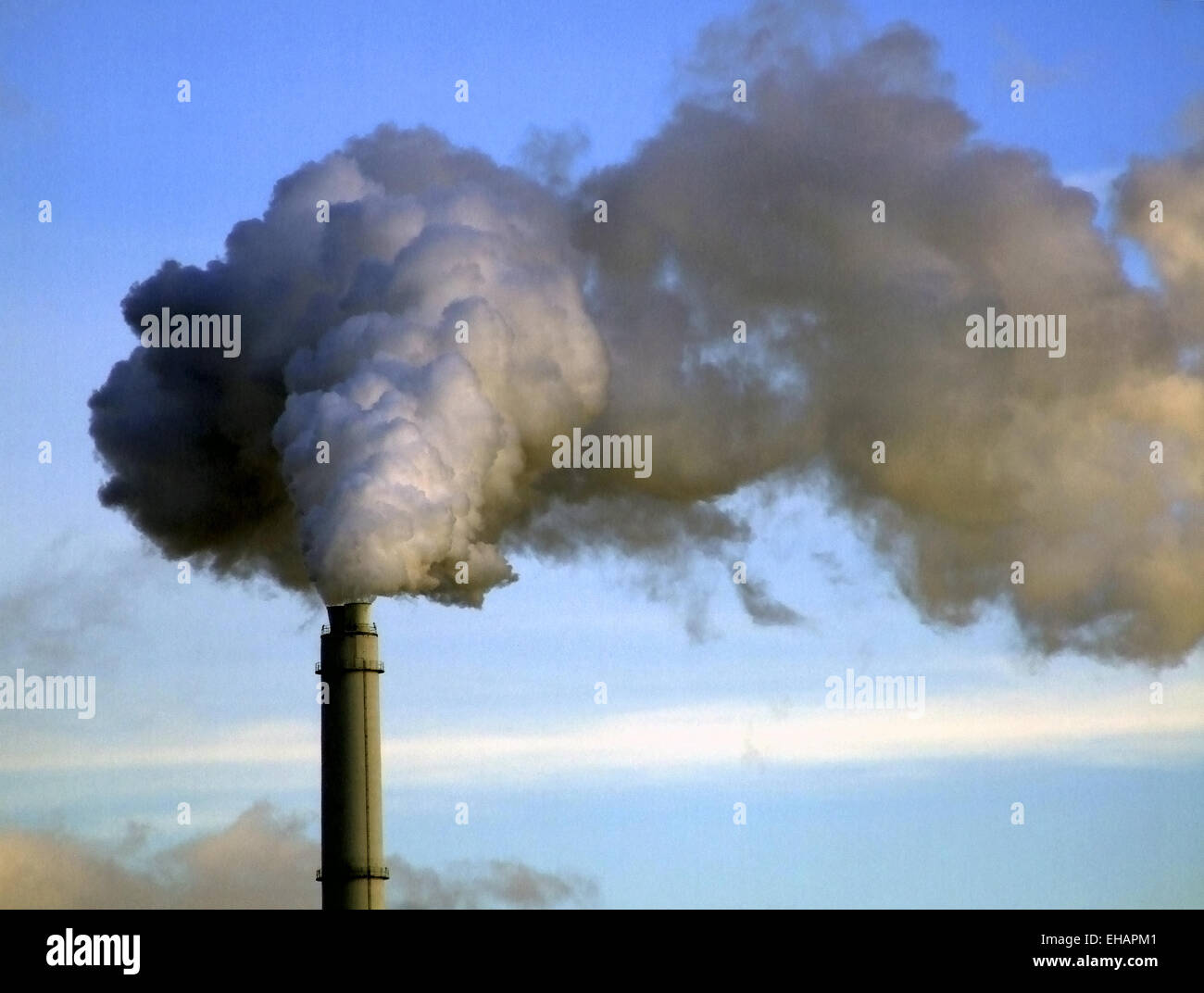 rauchende Esse / exhaust fumes Stock Photo