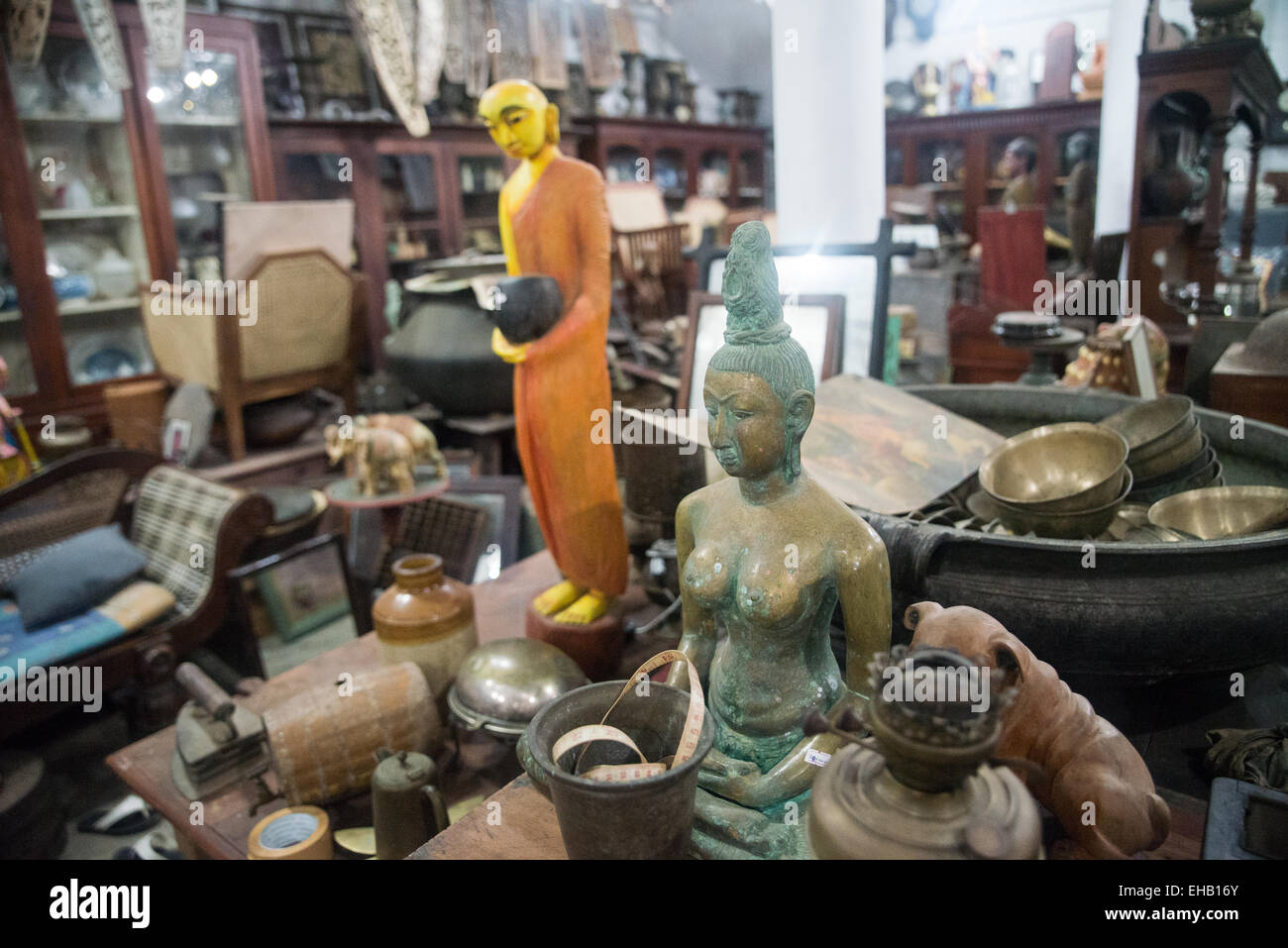 antiques shop, Sri Lanka, Asia Stock Photo Alamy