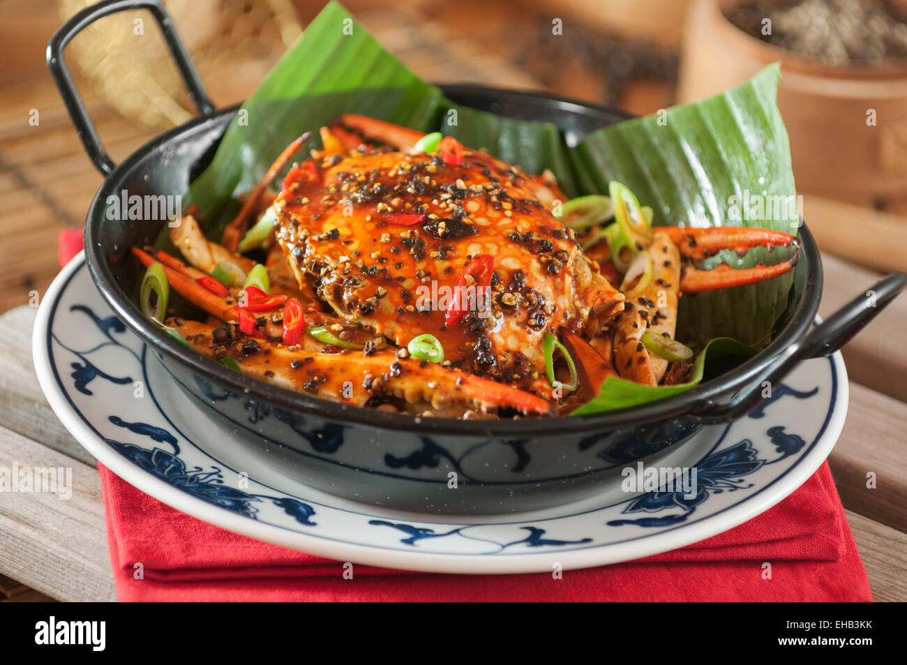 singapore-black-pepper-crab-EHB3KK.jpg